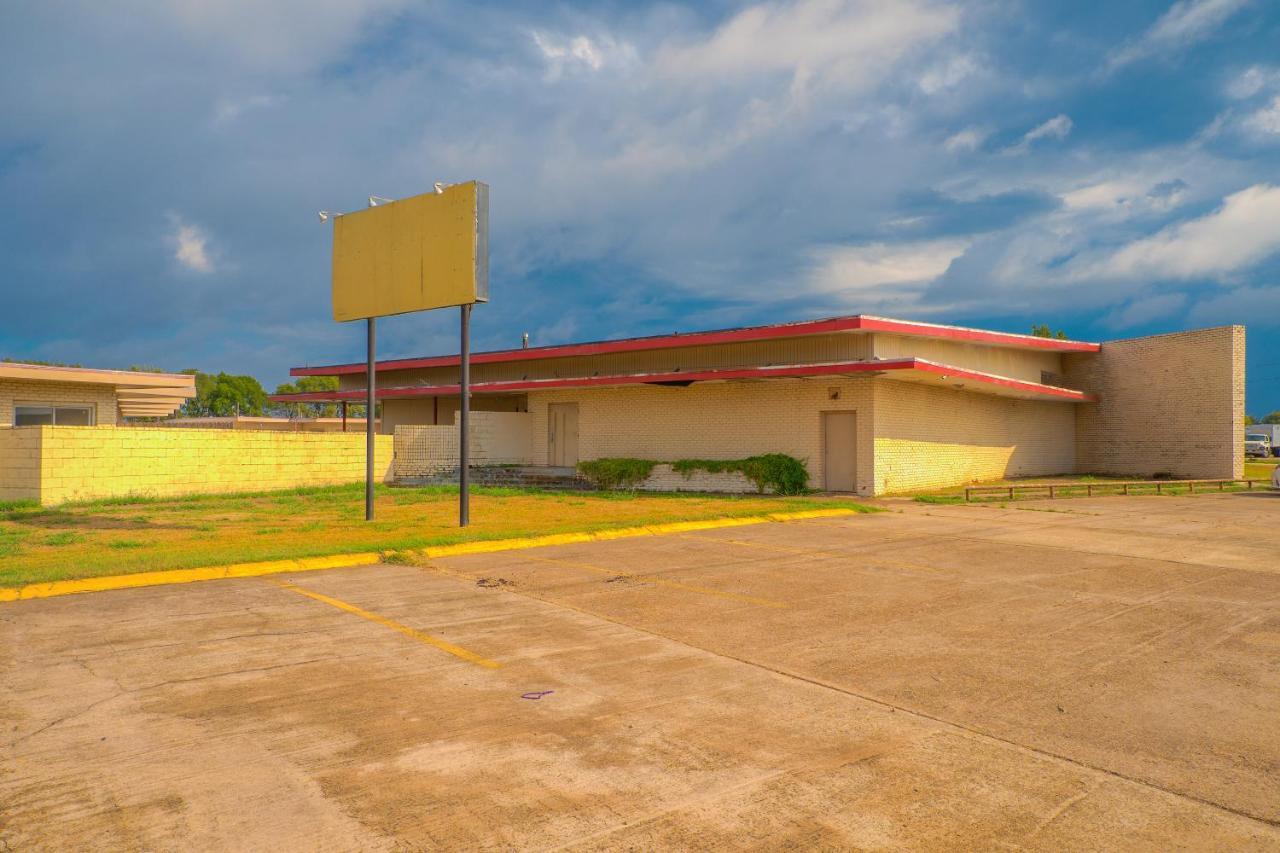 Town & Country Motel Bossier City By Oyo Exterior foto