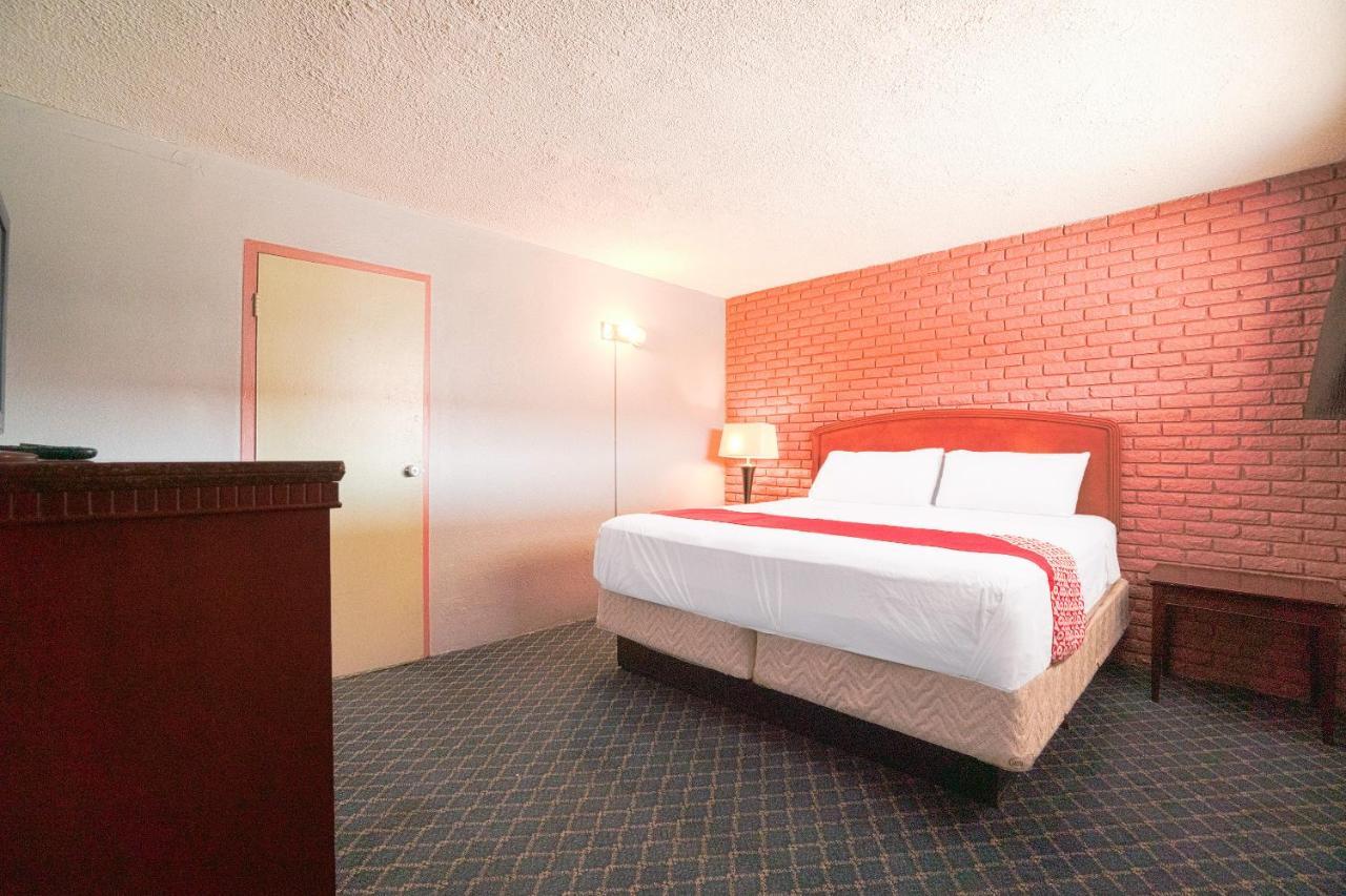 Town & Country Motel Bossier City By Oyo Exterior foto